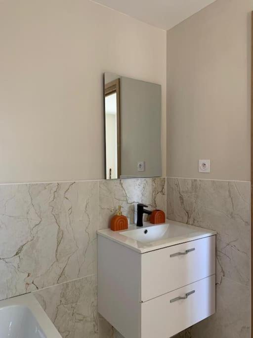 Villa Chic 3 Chambres ,2 Sdb Châtellerault Exteriör bild